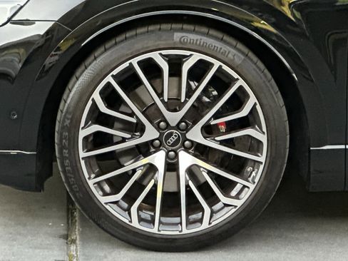 Used 2024 Audi SQ8 Prestige w/ Prestige Package image 27