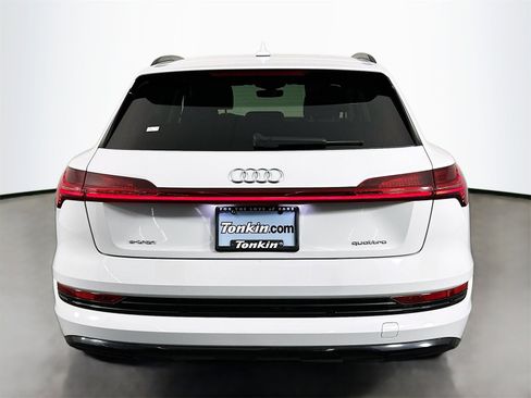 Used 2021 Audi e-tron Premium w/ Convenience Plus Package image 6
