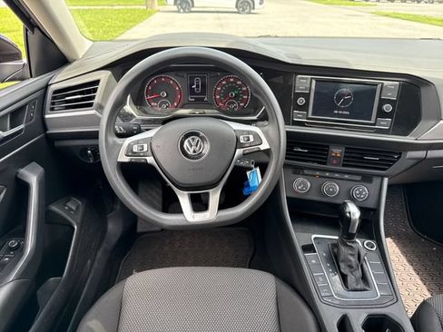 Used 2021 Volkswagen Jetta S FWD image 19
