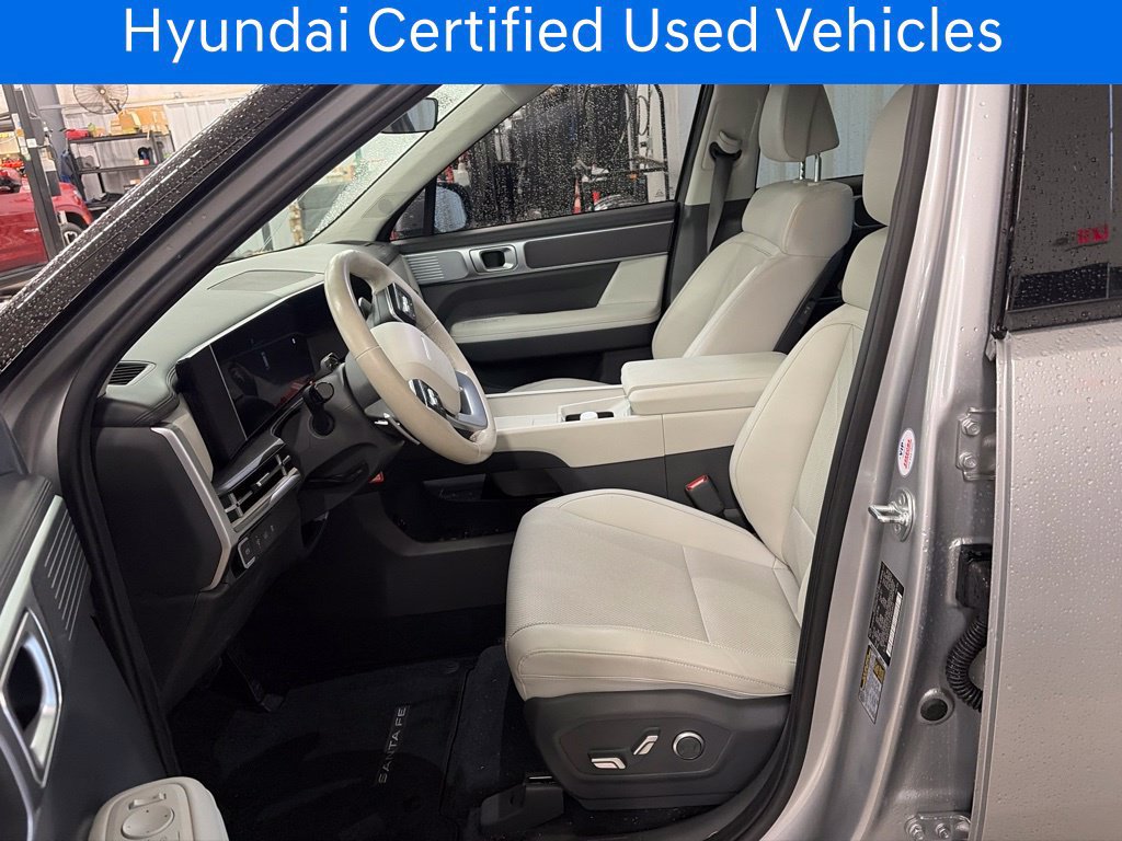 Certified 2025 Hyundai Santa Fe SEL AWD/4WD image 4