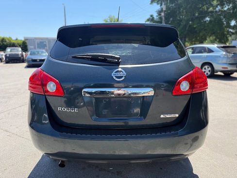 Used 2013 Nissan Rogue S w/ Special Edition Pkg FWD image 4