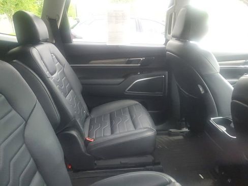 Certified 2021 Kia Telluride SX w/ SX Prestige Package AWD/4WD image 9