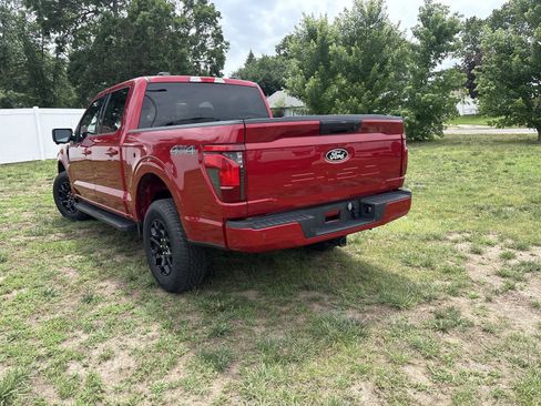 Used 2024 Ford F150 XLT w/ XLT Black Appearance Package AWD/4WD image 7