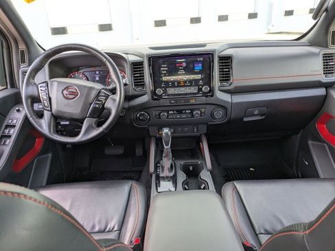 Used 2024 Nissan Frontier PRO-4X w/ Pro Premium Package image 17