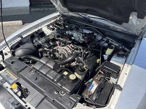 Used 2002 Ford Mustang GT RWD image 12