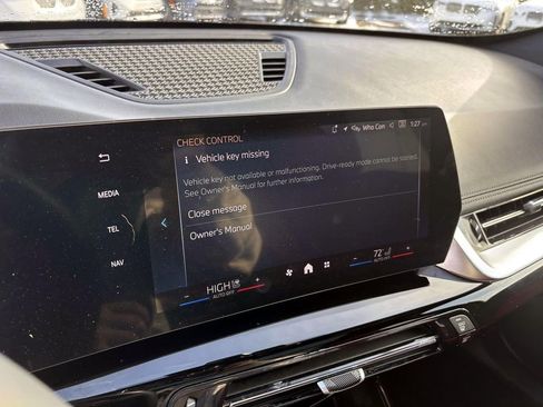 Used 2025 BMW X1 xDrive28i w/ Premium Package image 19