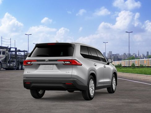 New 2026 Toyota Grand Highlander XLE FWD image 9