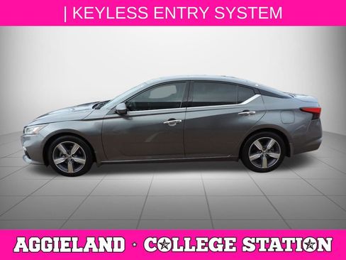 Certified 2022 Nissan Altima 2.5 SL FWD image 7