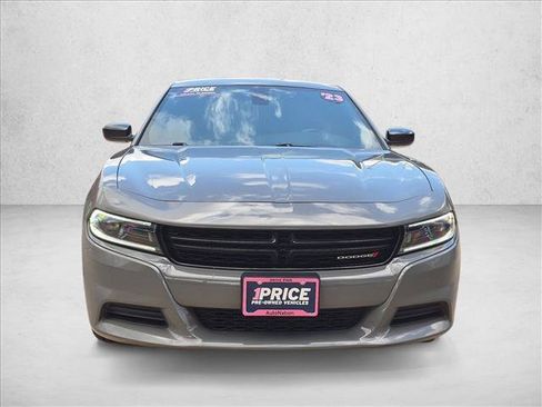 Used 2023 Dodge Charger SXT RWD image 2