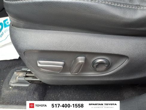 Used 2021 Toyota Highlander Platinum AWD/4WD image 17