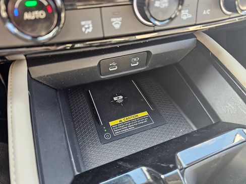 Used 2024 Honda Accord Touring image 22