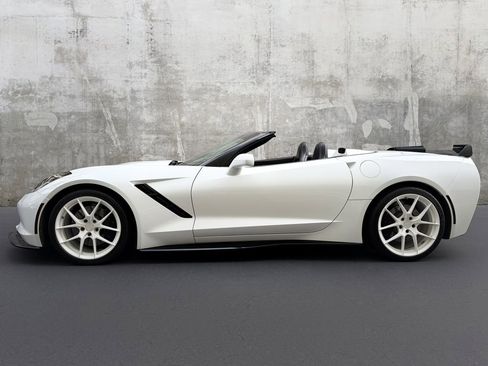 Used 2014 Chevrolet Corvette STINGRAY Z51 3LT w/ 3LT Preferred Equipment Group image 7