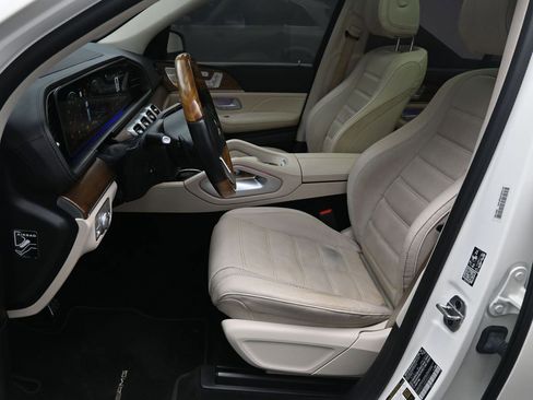 Used 2021 Mercedes-Benz GLS 580 GLS 580 image 18