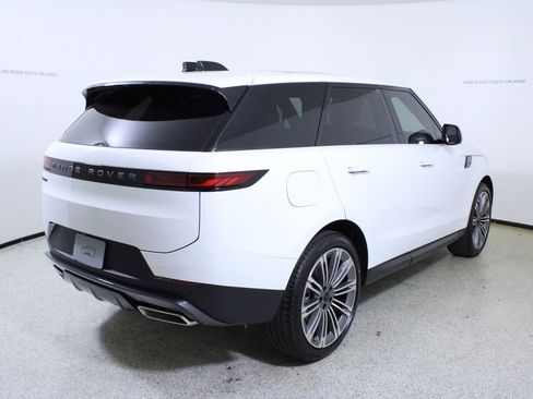 New 2026 Land Rover Range Rover Sport SE AWD/4WD image 7