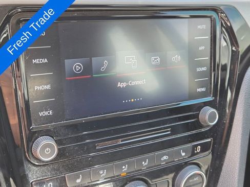 Certified 2020 Volkswagen Passat 2.0T SE w/ Sunroof Package FWD image 22