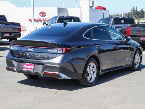 Used 2025 Hyundai Sonata SE FWD image 7