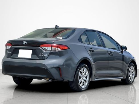 Used 2023 Toyota Corolla LE FWD image 5