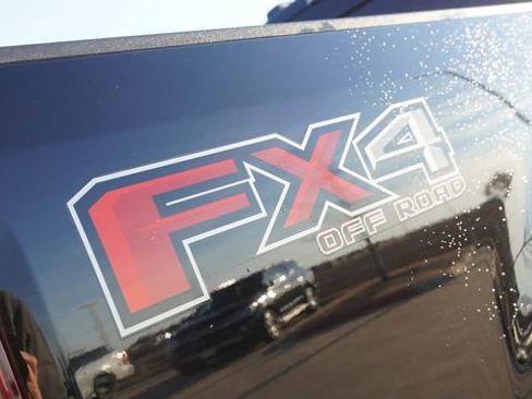Used 2020 Ford F250 Platinum w/ FX4 Off-Road Package AWD/4WD image 12