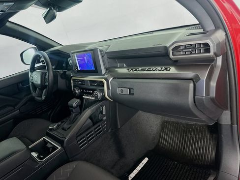 Used 2026 Toyota Tacoma SR5 AWD/4WD image 28