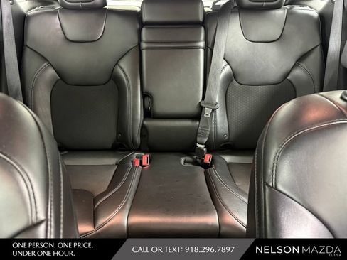 Used 2019 Jeep Cherokee Latitude Plus w/ Comfort/Convenience Group FWD image 31
