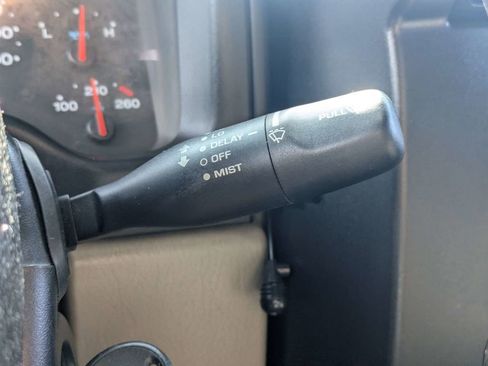 Used 2004 Jeep Wrangler X AWD/4WD image 25