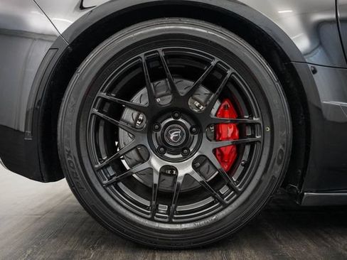 Used 2015 Chevrolet Corvette Z06 w/ 3LZ Preferred Equipment Group RWD image 35