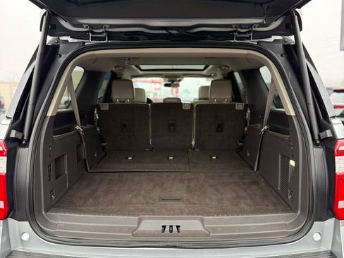 Used 2021 Ford Expedition Max XLT image 20