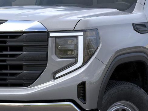 New 2026 GMC Sierra 1500 Pro image 10