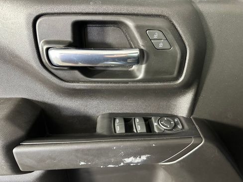 Used 2022 Chevrolet Silverado 1500 Custom image 25