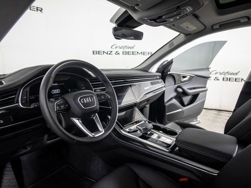 Used 2023 Audi Q8 Prestige image 18