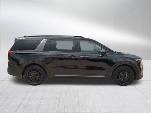Used 2025 Kia Carnival SX Prestige FWD image 7