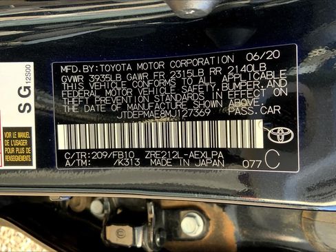 Used 2021 Toyota Corolla LE FWD image 35