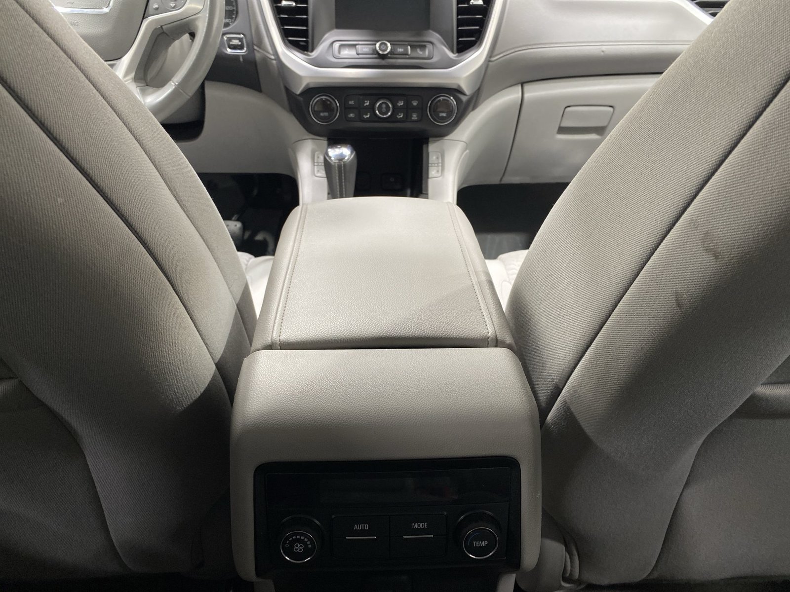 Used 2019 GMC Acadia SLE w/ Driver Alert Package I AWD/4WD image 20