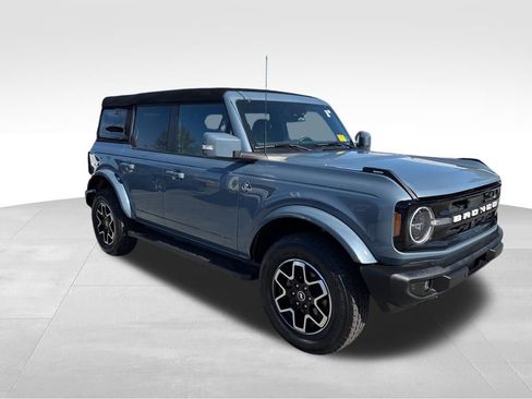 Used 2023 Ford Bronco Outer Banks image 7