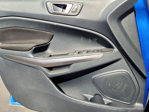 Used 2020 Ford EcoSport SE w/ SE Convenience Package image 14