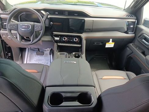 New 2026 GMC Sierra 2500 AT4 AWD/4WD image 8