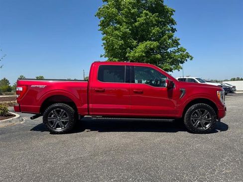 Used 2023 Ford F150 Lariat image 2