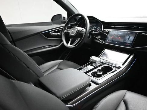 Used 2021 Audi Q8 Premium Plus AWD/4WD image 13