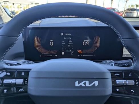 New 2026 Kia Sorento S w/ S Panoramic Sunroof Package FWD image 31