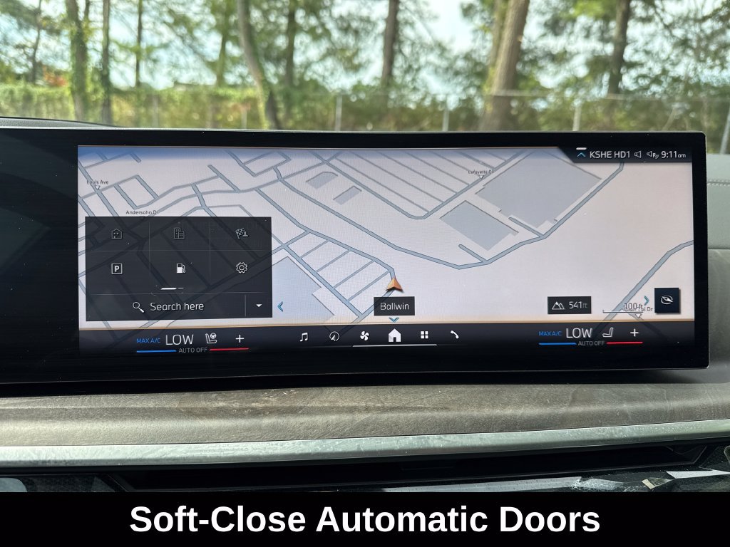 Used 2025 BMW X7 xDrive40i AWD/4WD image 21