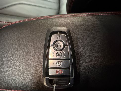 Certified 2025 Ford Escape ST-Line Elite w/ Premium Technology Package AWD/4WD image 36