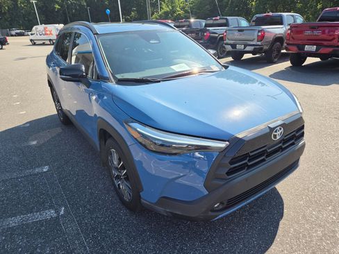 Used 2026 Toyota Corolla Cross XLE w/ Convenience Package AWD/4WD image 3