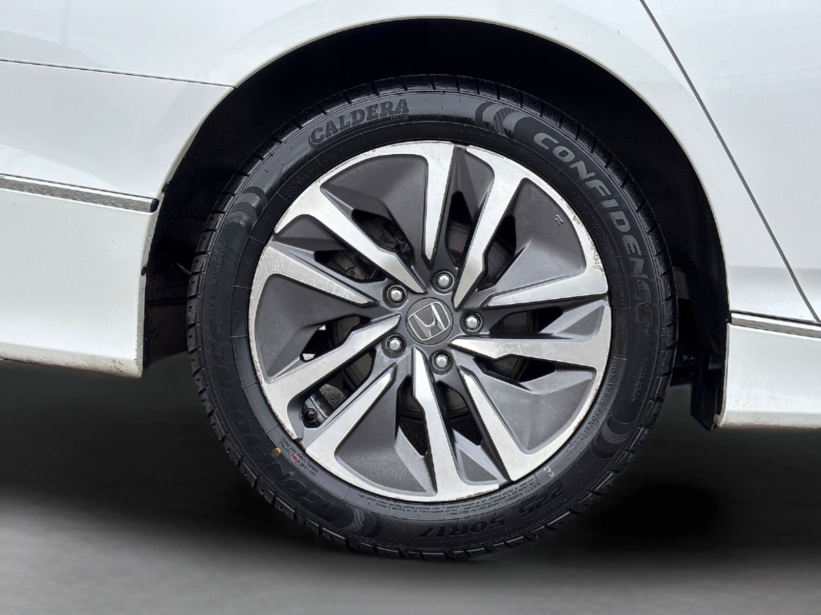 Certified 2019 Honda Accord Touring image 10