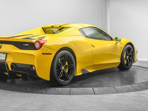 Used 2015 Ferrari 458 Speciale A image 64