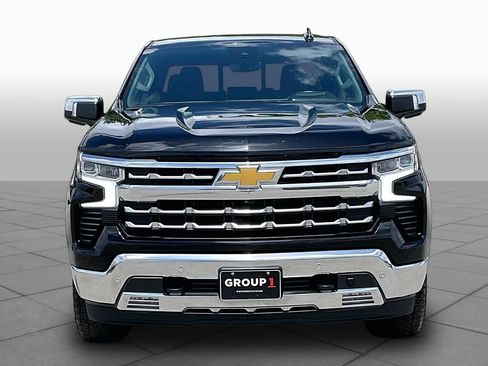 Used 2023 Chevrolet Silverado 1500 LTZ w/ Technology Package AWD/4WD image 4