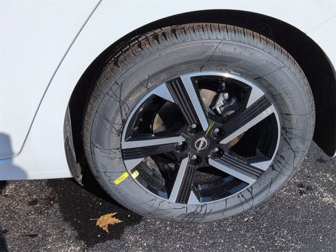 New 2025 Nissan Sentra SV w/ All-Weather Package image 21