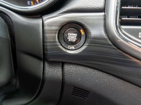 Used 2020 Jeep Grand Cherokee Laredo AWD/4WD image 22