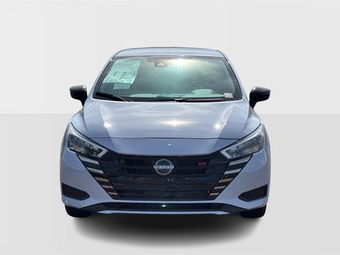 New 2025 Nissan Versa SR w/ Trunk Package image 4