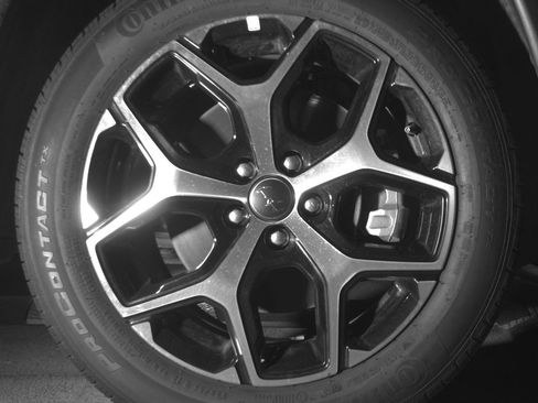 Used 2025 Jeep Compass Limited image 13