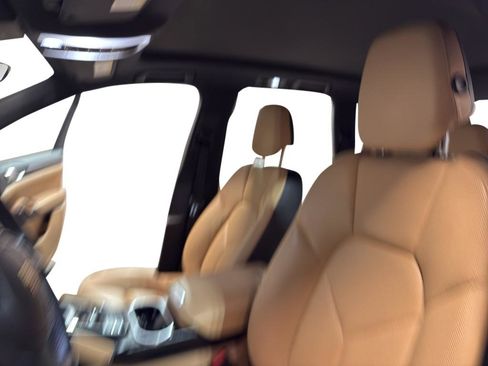 Used 2014 Porsche Cayenne image 15